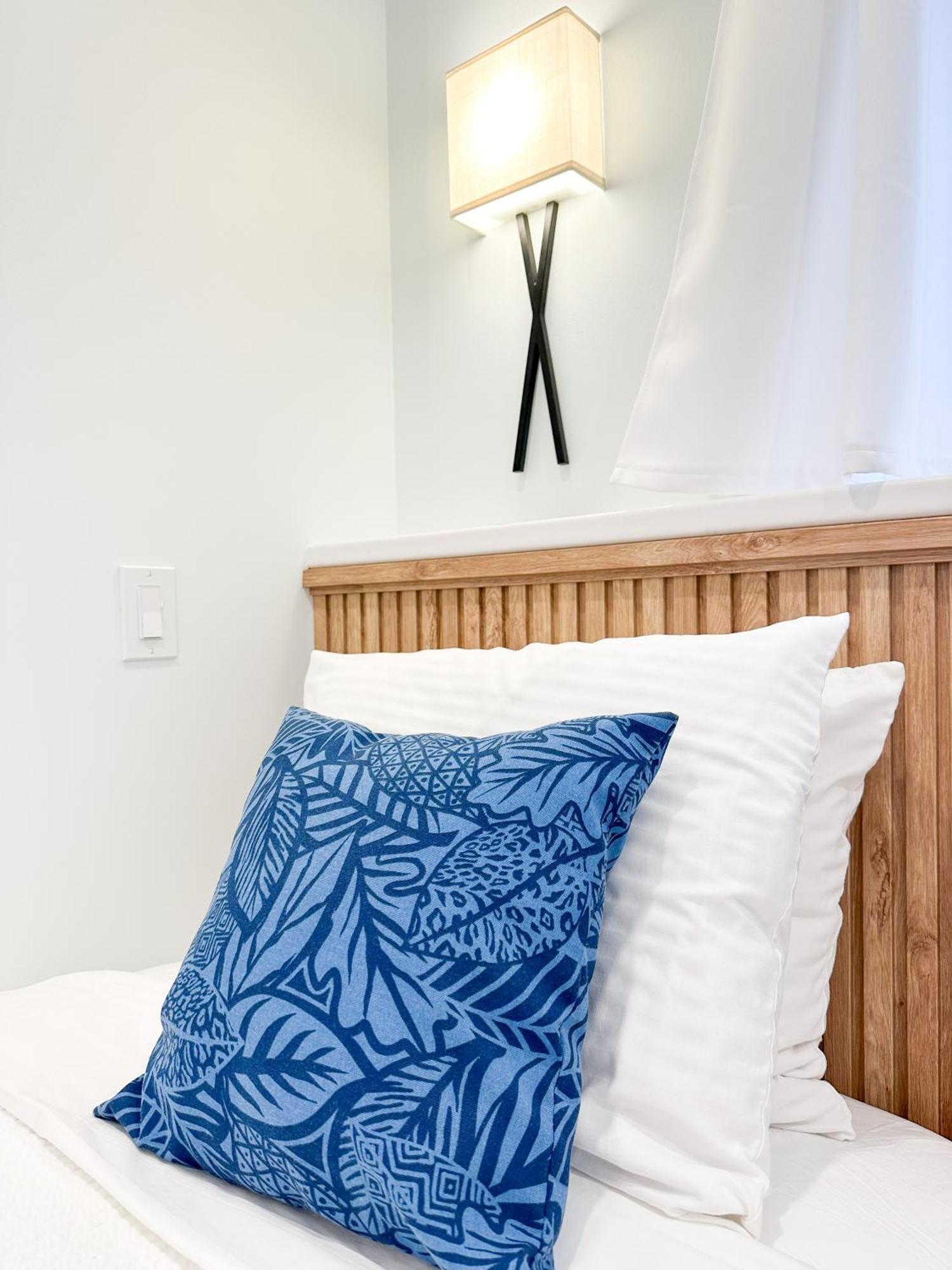 Oasis By The Bay Vacation Suites 沃萨加比奇海滩 外观 照片